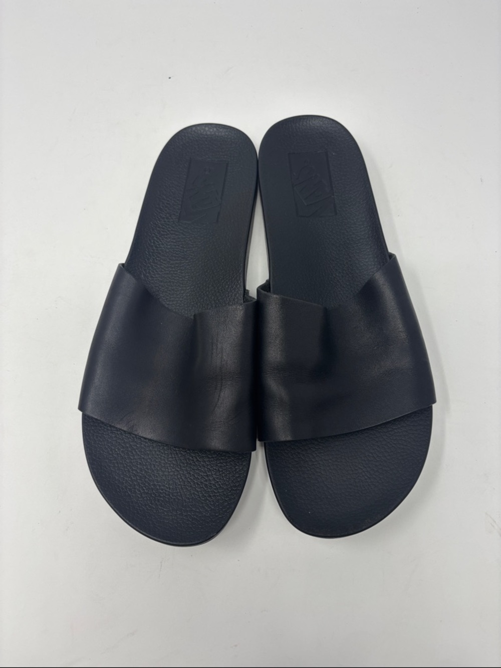Vans | 9 Black Slide Sandals - Minimal Slip-On - Picture 2 of 4